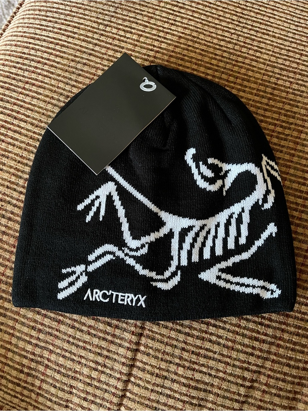 Arc'teryx Black and White Skeletal Logo Knit Beanie